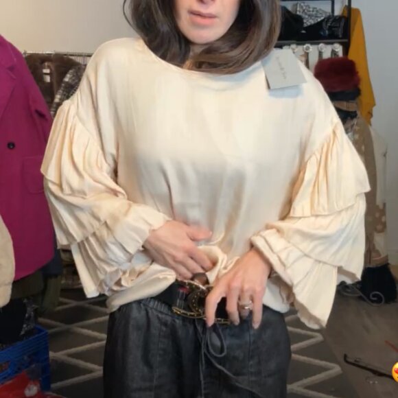 MOMS TOP - Picture 1 of 1